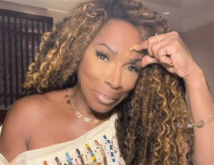 A.J. Johnson In Workout Gear Says “It’s Arm Day” From Aruba — Celebwell