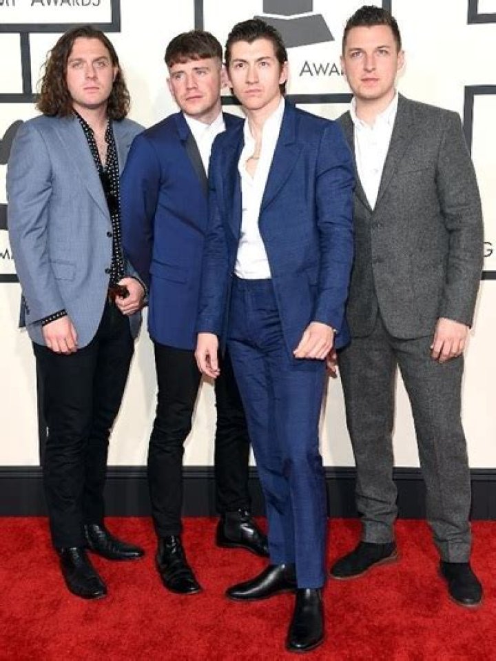 Alex Turner Height Weight Age Body Measurements Shoe Size Facts Bio