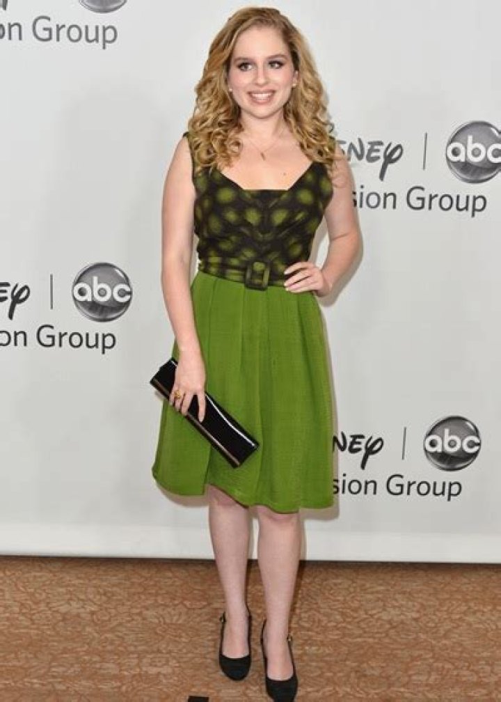 Allie Grant Height Weight Bra Size Body Measurements Vital Stats Facts