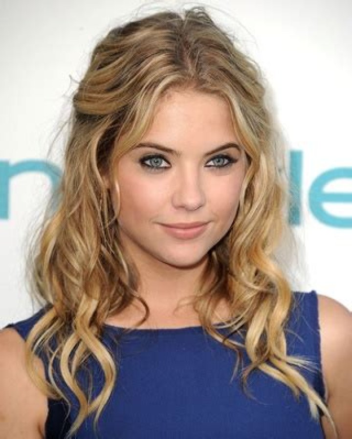 Ashley Benson Body Measurements Bra Size Height Weight Vital Stats