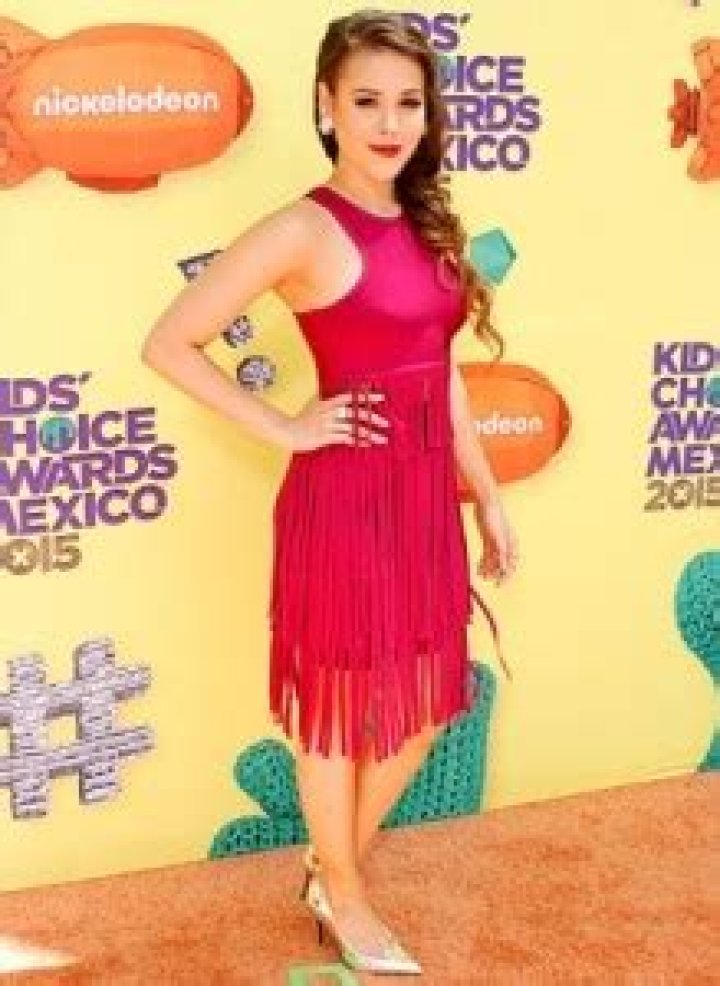 Danna Paola Body Measurements Height Weight Bra Size Shoe Vital Stats