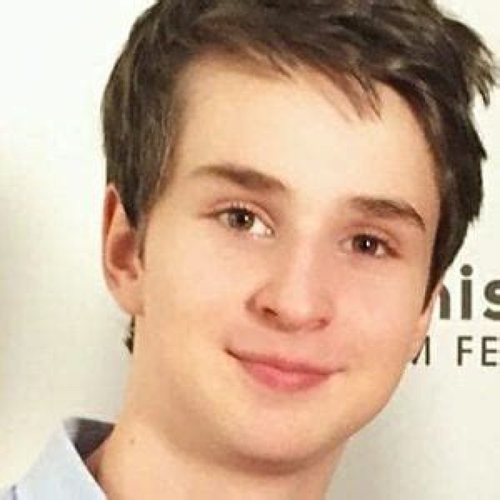 Grayson Maxwell Gurnsey Wiki, Girlfriend, Age, Height & Biography