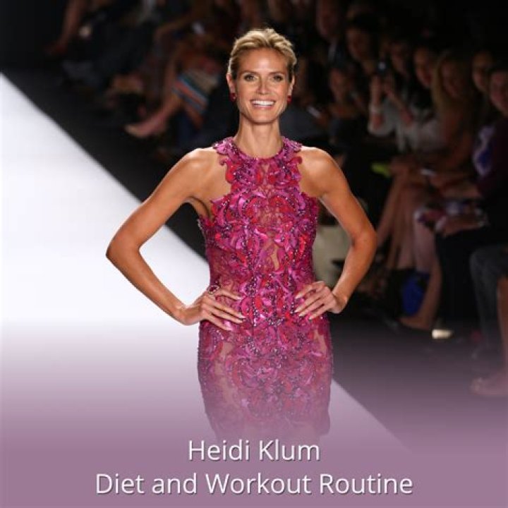 Heidi Klum in Pink Bikini Wishes Italy Good Morning — Celebwell