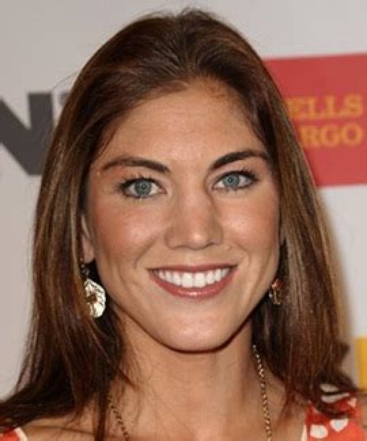 Hope Solo Height Weight Bra Size Body Measurements Vital Stats Facts