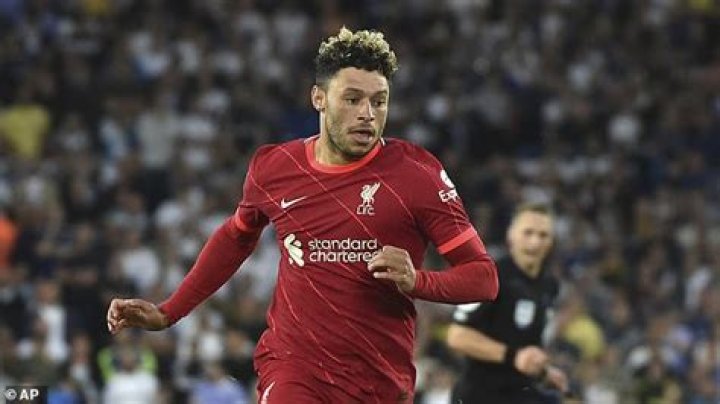 
How Much Money Does Alex Oxlade-Chamberlain Make? Latest Income Salary
