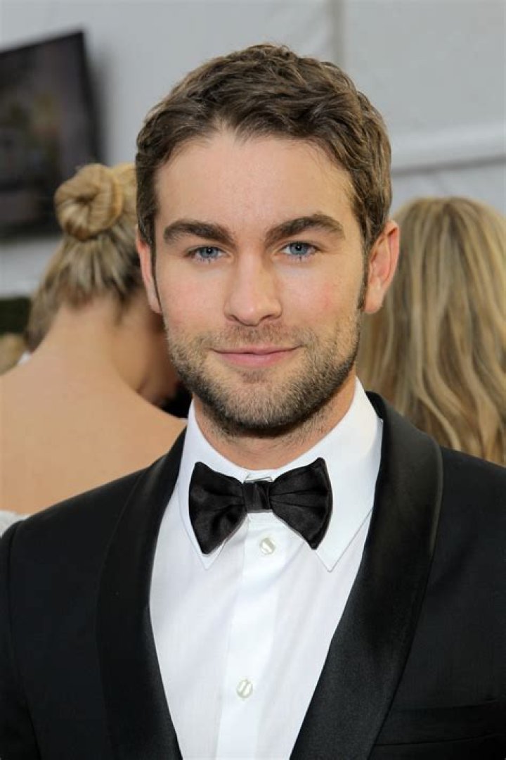 
How Much Money Does Chace Crawford Make? Latest Income Salary
