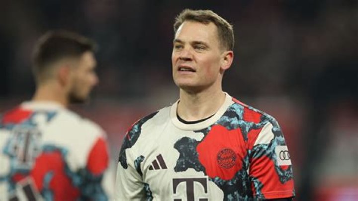 
How Much Money Does Manuel Neuer Make? Latest Income Salary
