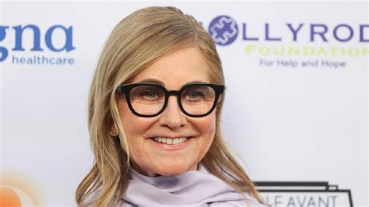 
How Much Money Does Maureen McCormick Make? Latest Income Salary
