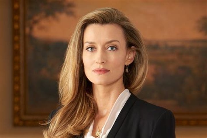 
How Much Money Does Natascha Mcelhone Make? Latest Income Salary
