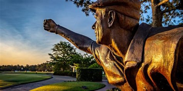 
How Much Money Does Payne Stewart Make? Latest Income Salary
