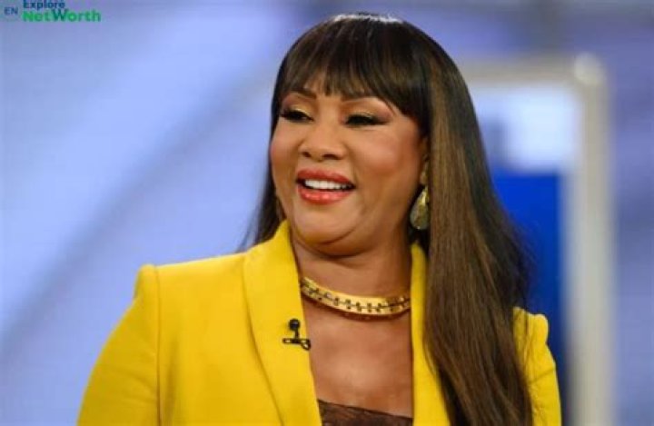 
How Much Money Does Vivica Fox Make? Latest Income Salary
