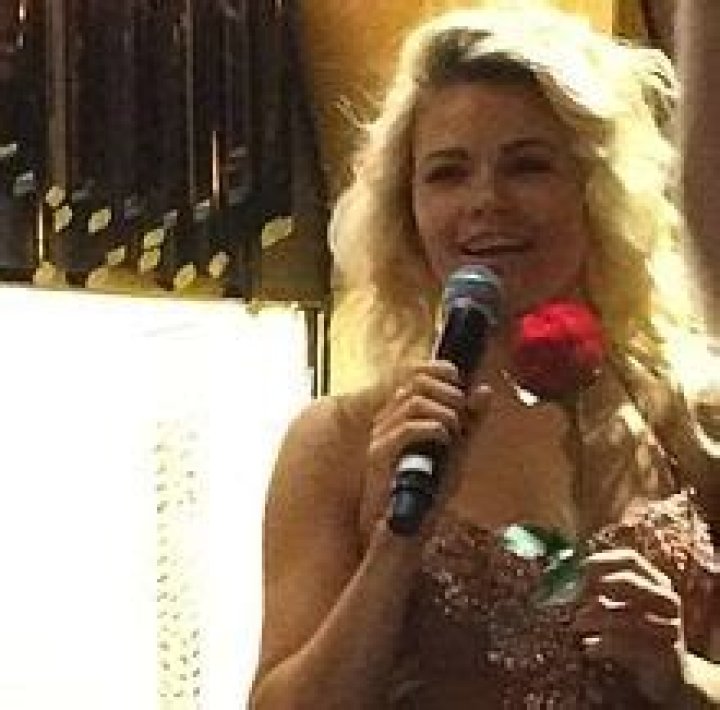 
How Much Money Does Witney Carson. Make? Latest Income Salary
