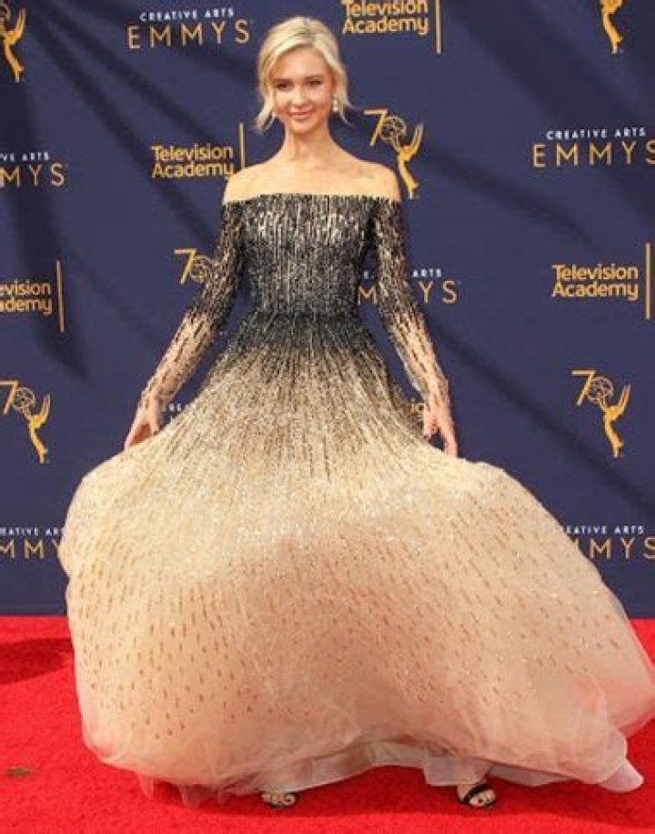 Isabel May Body Measurements Height Weight Shoe Size Facts Family