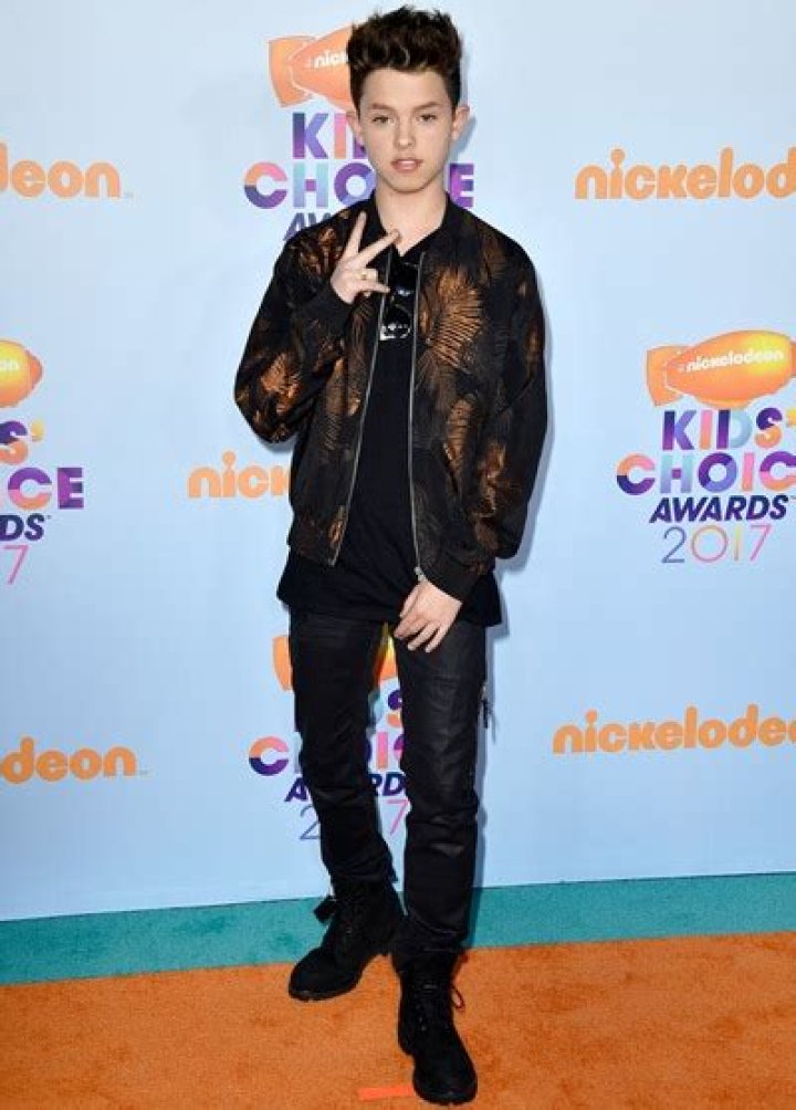 Jacob Sartorius Height Weight Age Body Measurements Shoe Size Facts