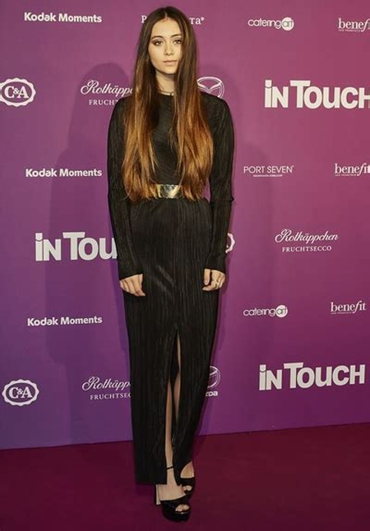 Jasmine Thompson Height Weight Body Measurements Bra Size Age Ethnicity