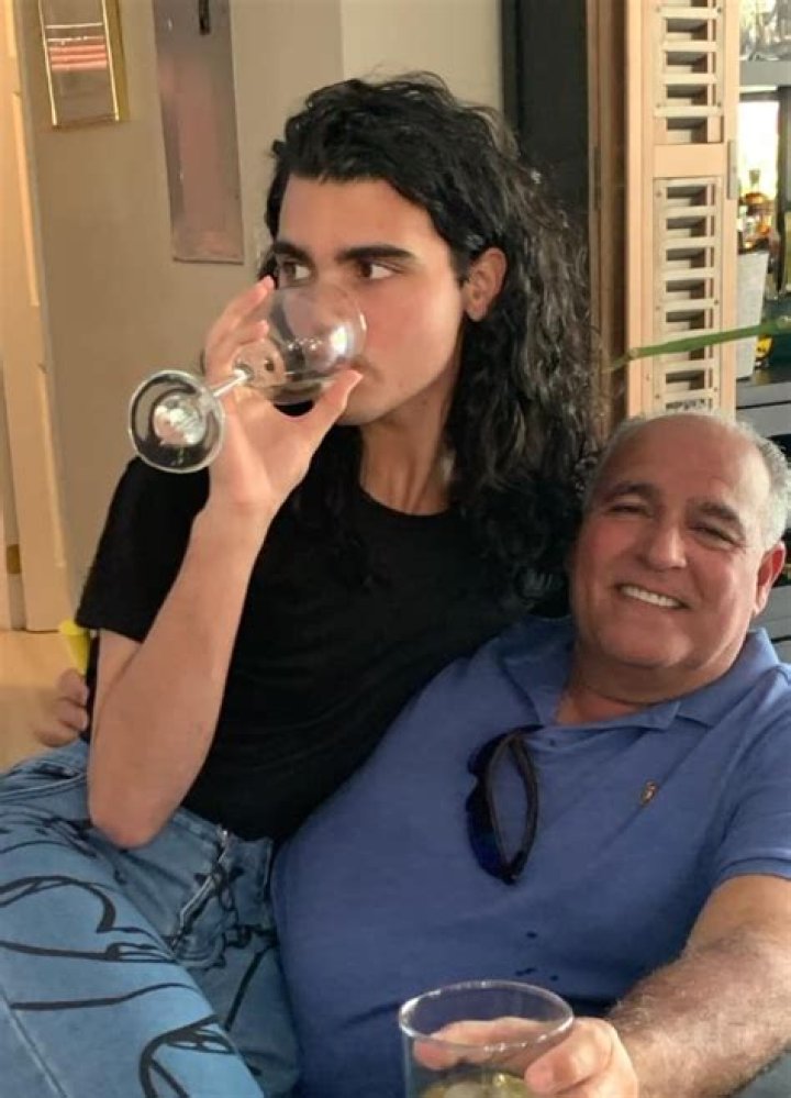 Jojo Fleites Wiki, Age, Gender, Height, Partner, Mother, Father & More