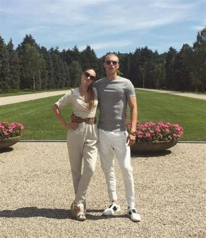 Josha Stradowski Wiki, Age, Girlfriend, Height & Net Worth