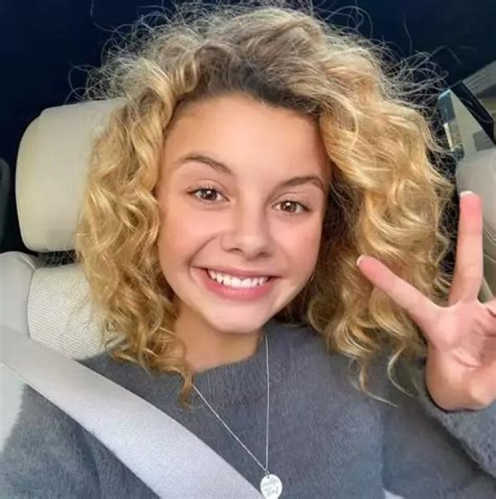 Mallory James Mahoney Wiki, Bio, Boyfriend, Height, Weight, Age & More