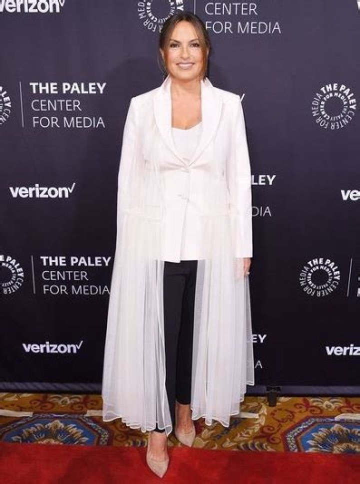 Mariska Hargitay Height Weight Body Measurements Stats Facts Family