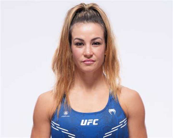 Miesha Tate In Workout Gear Says “Work Hard, Don’t Give Up”