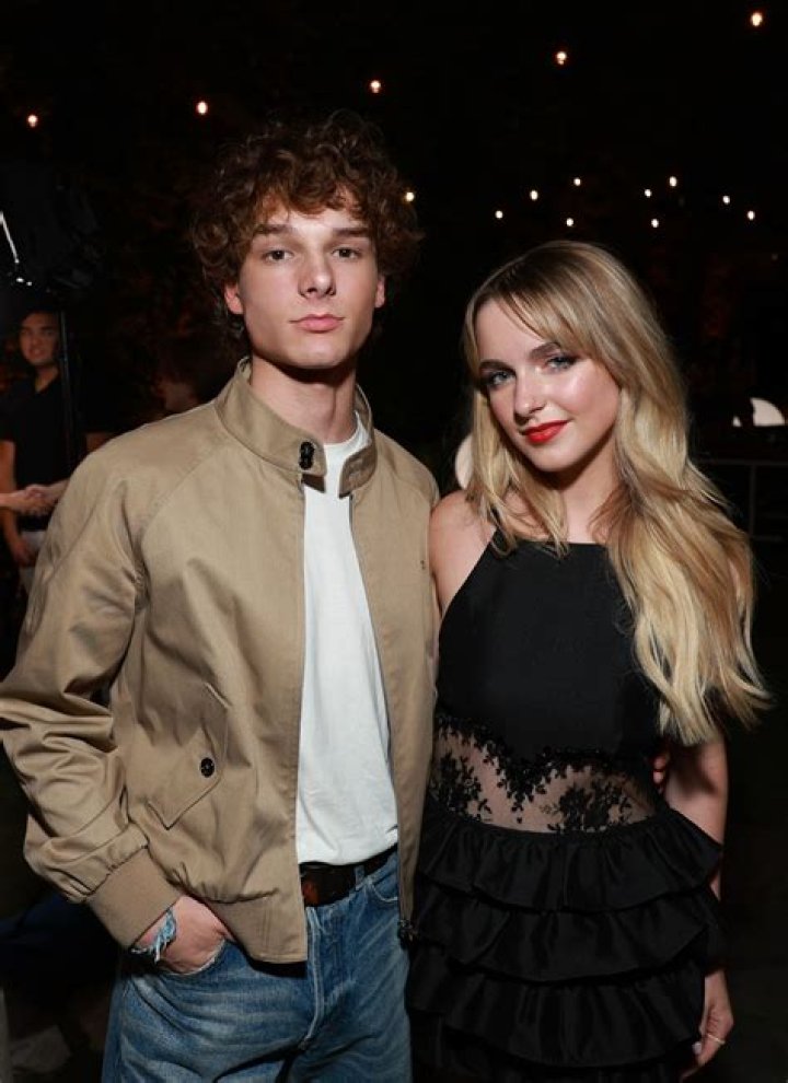 Sam Corlett Wiki, Age, Girlfriend, Net Worth, Height, Family & More