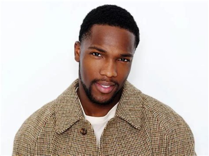 Tosin Cole Wiki, Girlfriend, Age, Height, Net Worth & More