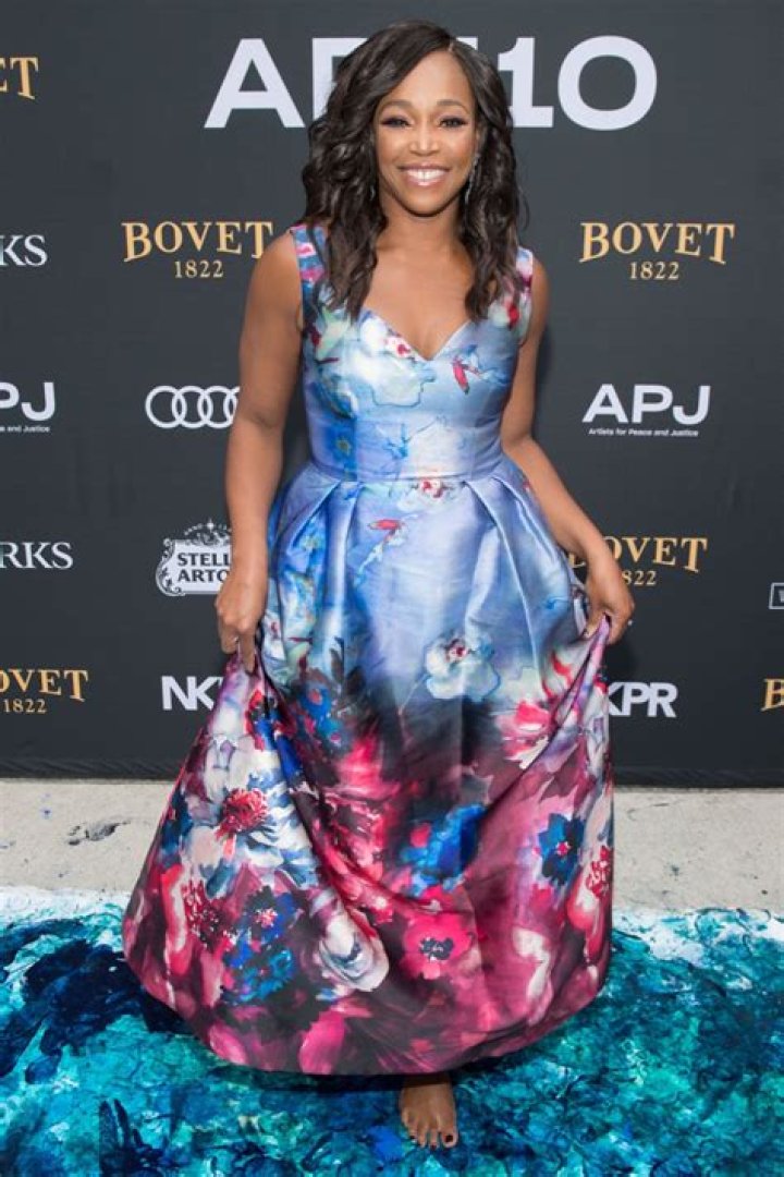 Tracy Moore in Bathing Suit is "Ready for Vacation" — Celebwell